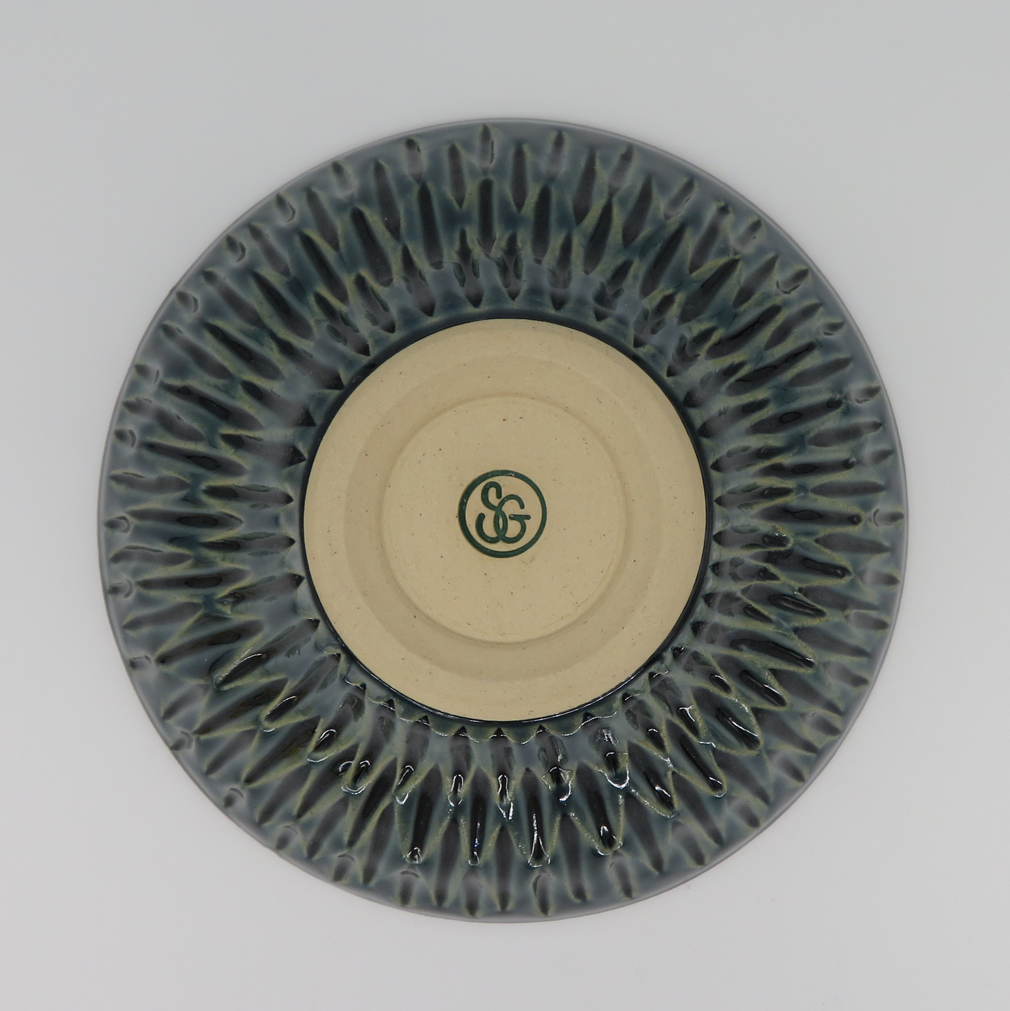 Medium Fluted Bowl - Obsidian