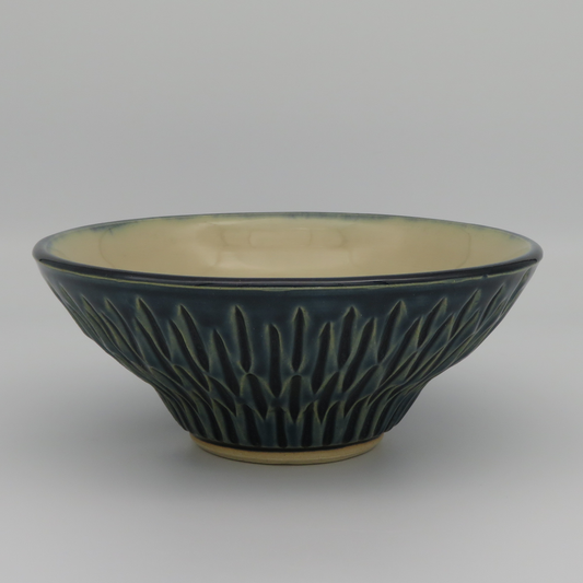 Medium Fluted Bowl - Obsidian