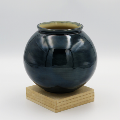 Moon Jar - Obsidian