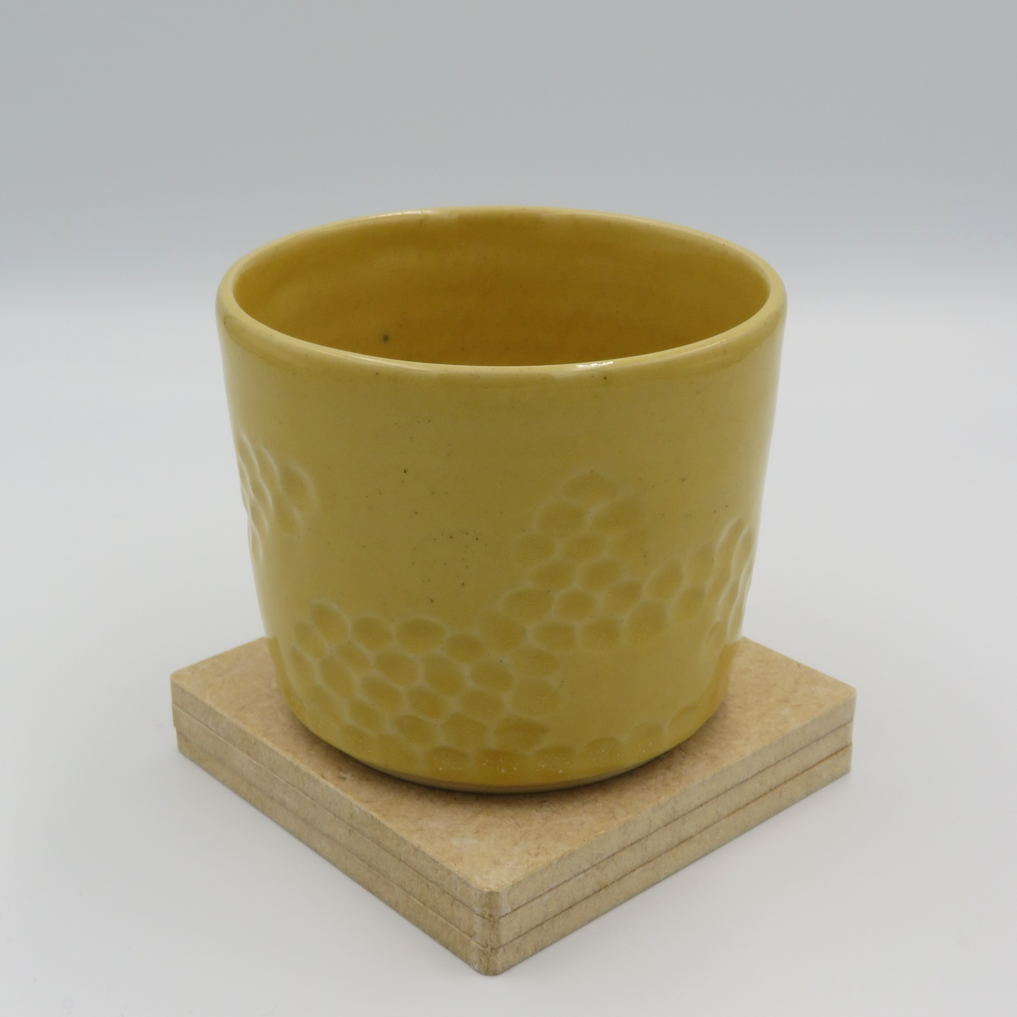 Honeycomb Carved Cup - Yellow - Second